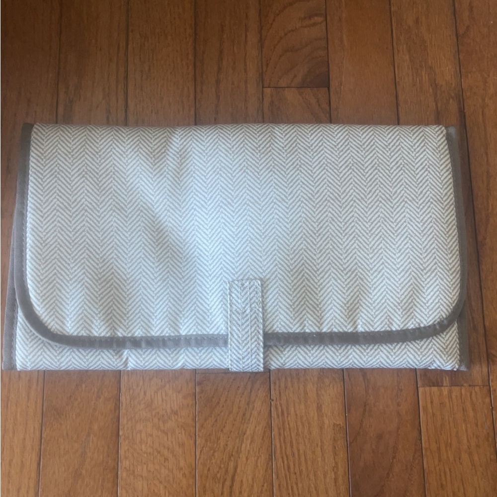 Itzy Ritzy Gray Backpack Set - Picture 7 of 8